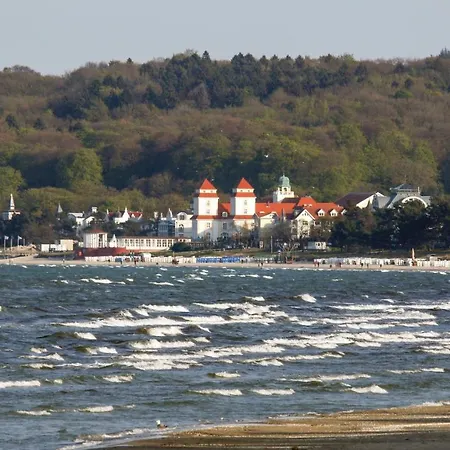Eden Binz